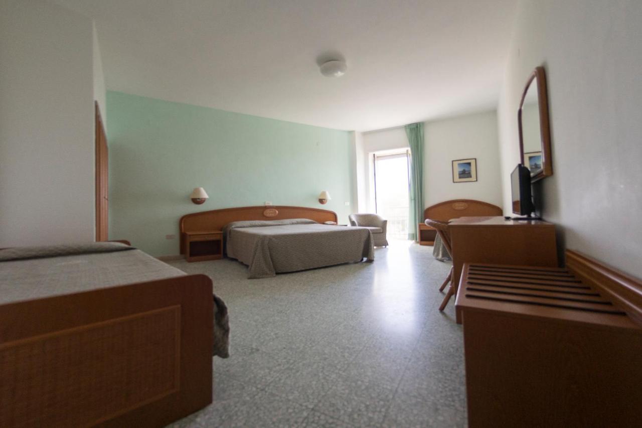 Hotel Eden San Domino Exteriör bild
